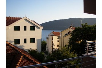 Čierna Hora Byt Herceg Novi, Exteriér